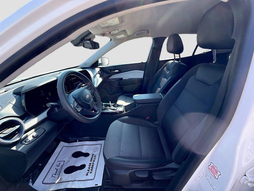 used 2024 Chevrolet Trax car, priced at $19,390
