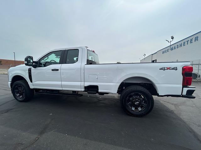 new 2025 Ford F-350 car, priced at $54,817
