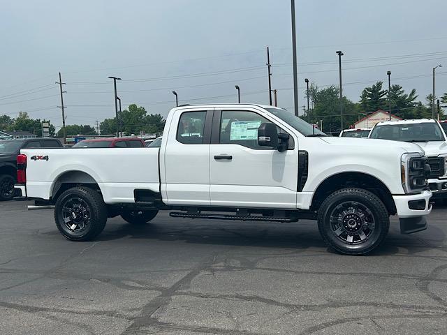 new 2025 Ford F-350 car, priced at $54,817