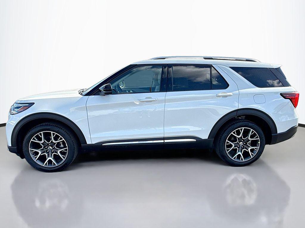 new 2025 Ford Explorer car, priced at $55,183