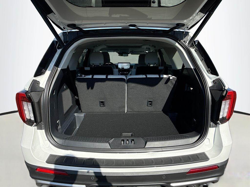 new 2025 Ford Explorer car, priced at $55,183