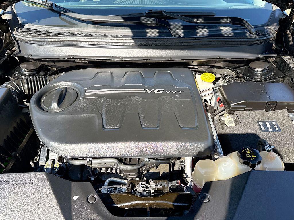 used 2020 Jeep Cherokee car, priced at $18,999