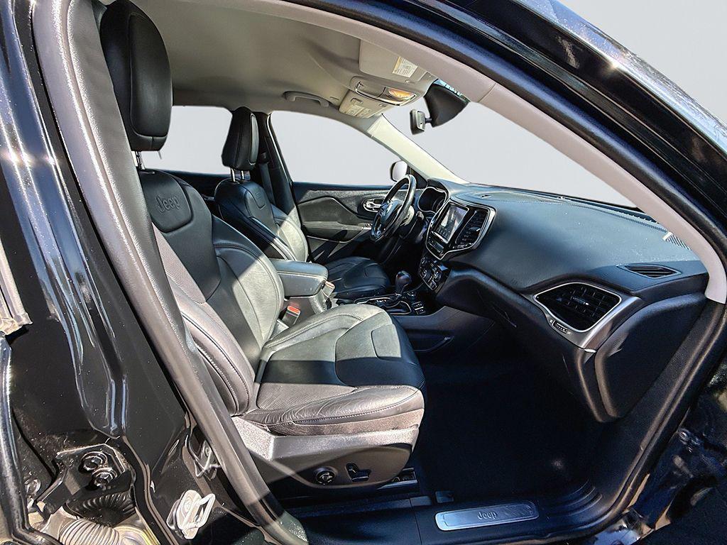 used 2020 Jeep Cherokee car, priced at $18,999