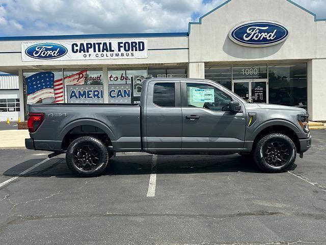 new 2025 Ford F-150 car, priced at $46,570