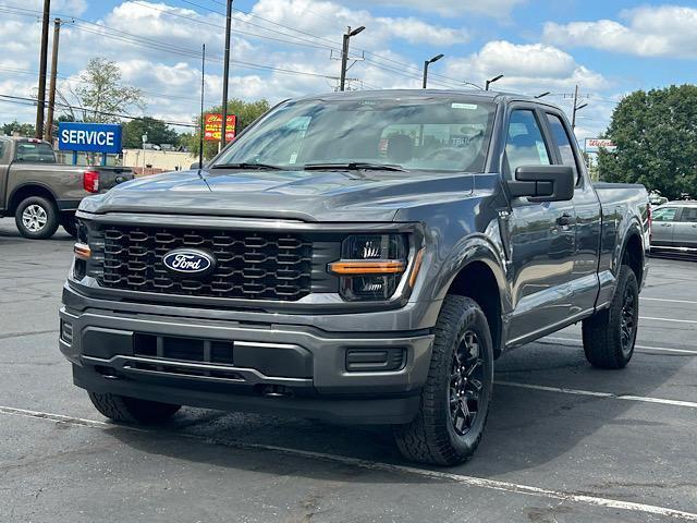 new 2025 Ford F-150 car, priced at $46,570