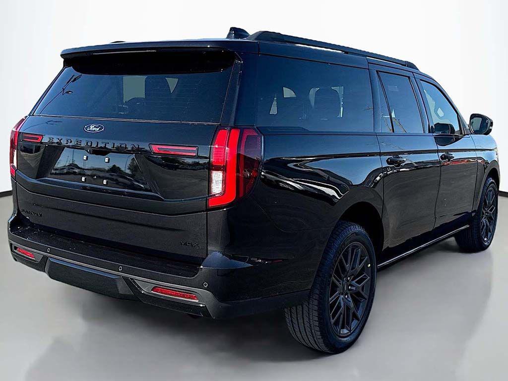 new 2025 Ford Expedition Max car, priced at $82,158