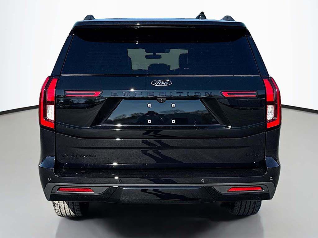 new 2025 Ford Expedition Max car, priced at $82,158