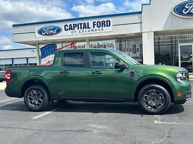 new 2025 Ford Maverick car, priced at $32,007