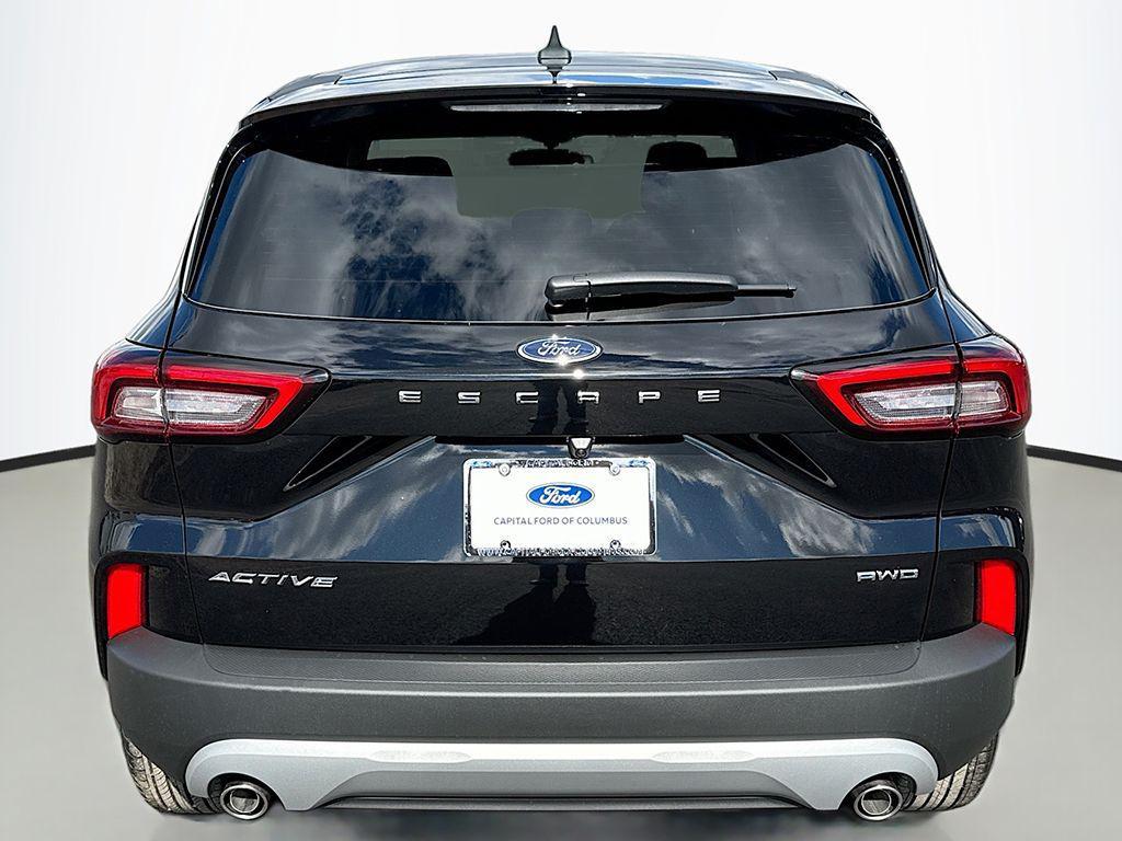 new 2026 Ford Escape car, priced at $29,275