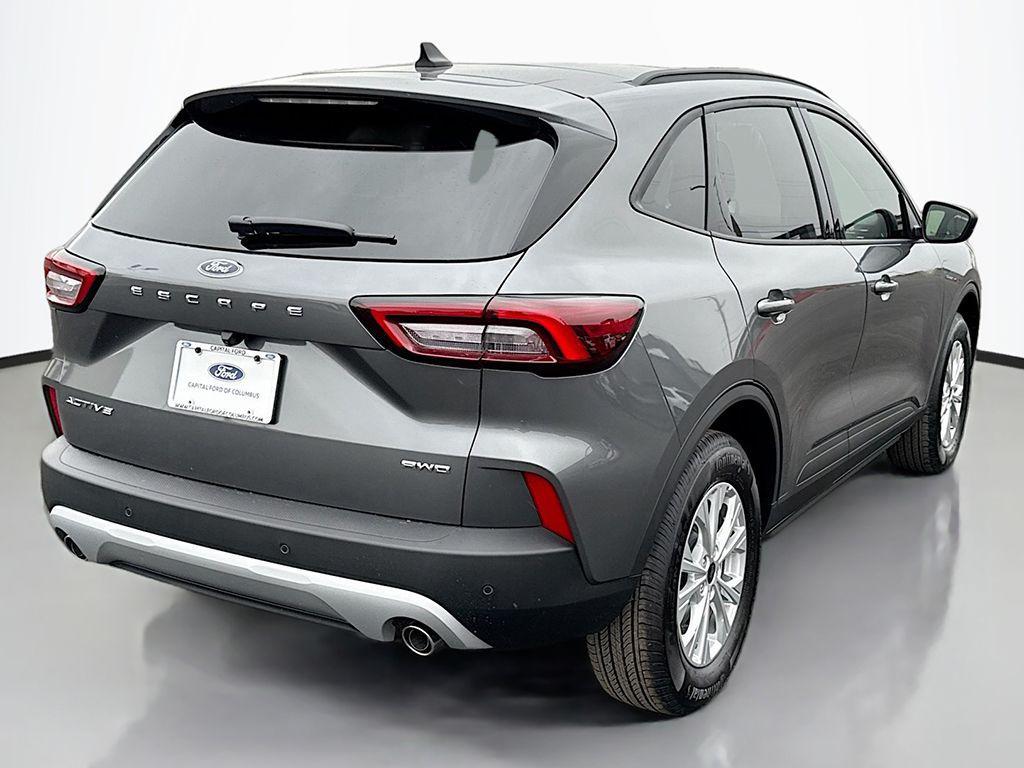 new 2025 Ford Escape car, priced at $28,346