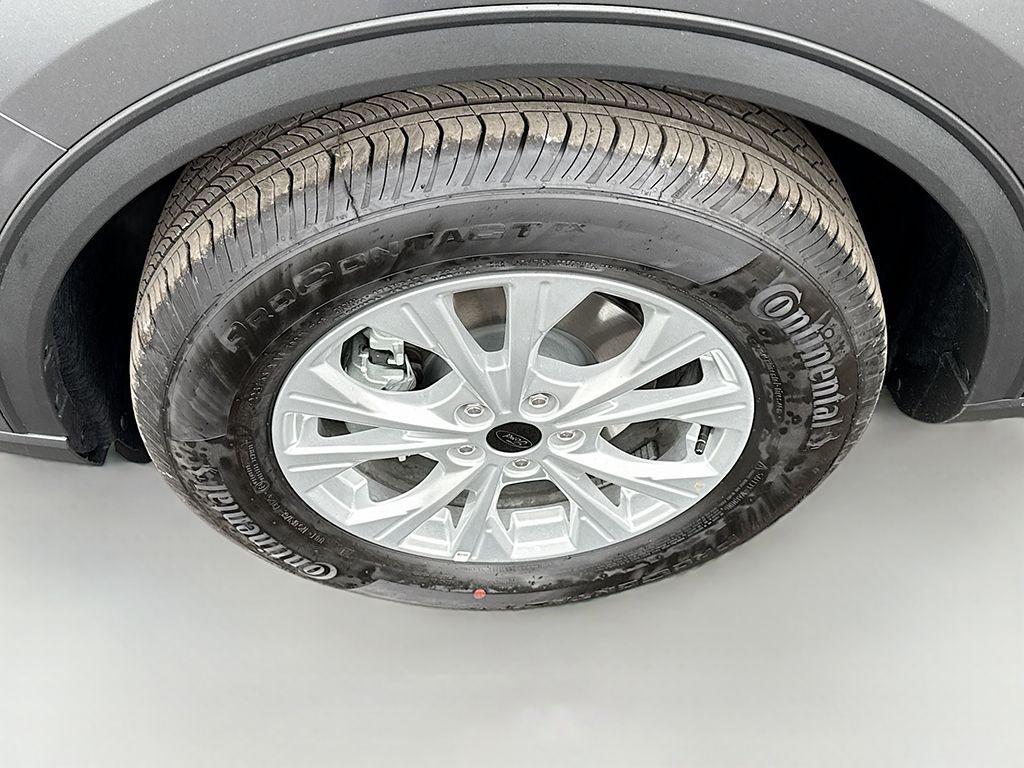 new 2025 Ford Escape car, priced at $28,346