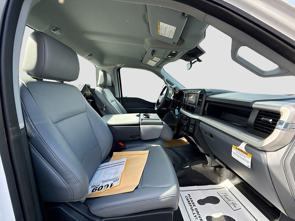 new 2024 Ford F-450 car, priced at $71,271