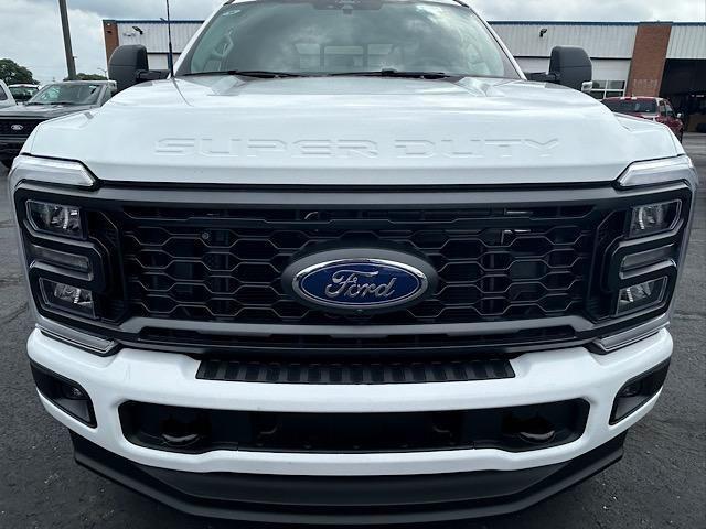 new 2025 Ford F-350 car, priced at $57,700