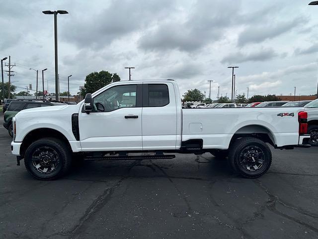 new 2025 Ford F-350 car, priced at $57,700