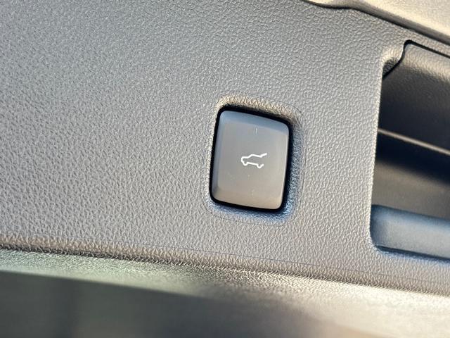new 2025 Ford Escape car, priced at $30,574