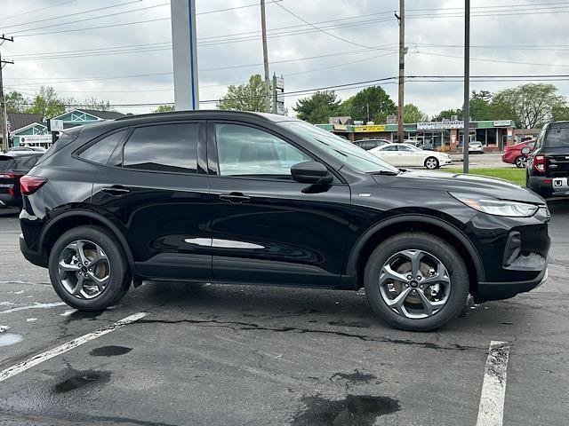 new 2025 Ford Escape car, priced at $30,351