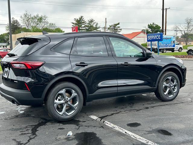 new 2025 Ford Escape car, priced at $30,351