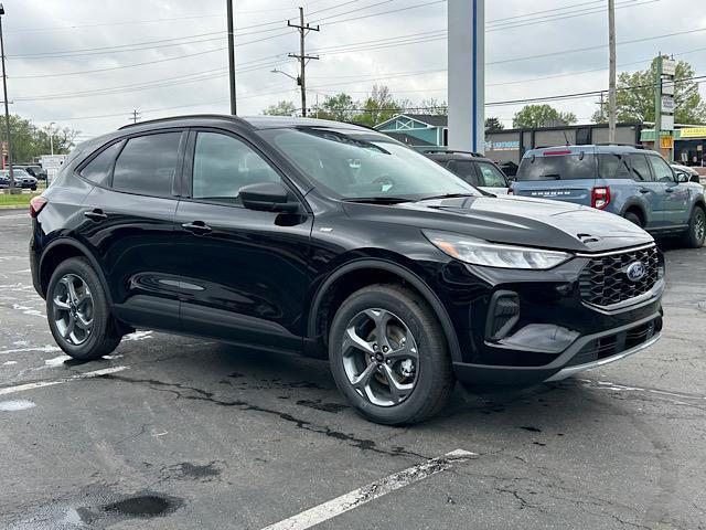 new 2025 Ford Escape car, priced at $30,351