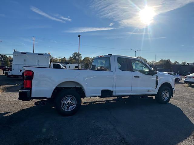 new 2024 Ford F-350 car, priced at $51,985