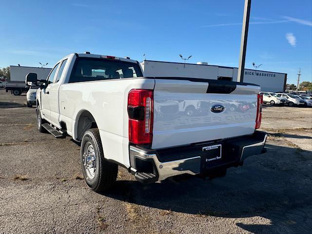 new 2024 Ford F-350 car, priced at $51,985