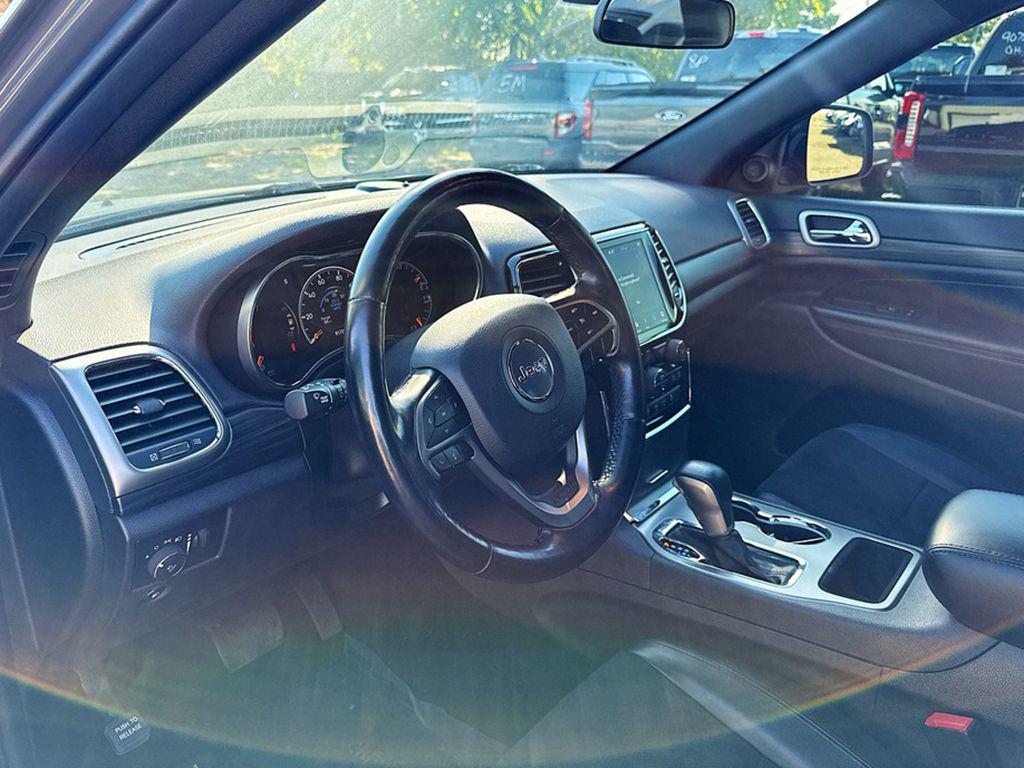 used 2021 Jeep Grand Cherokee car, priced at $22,290