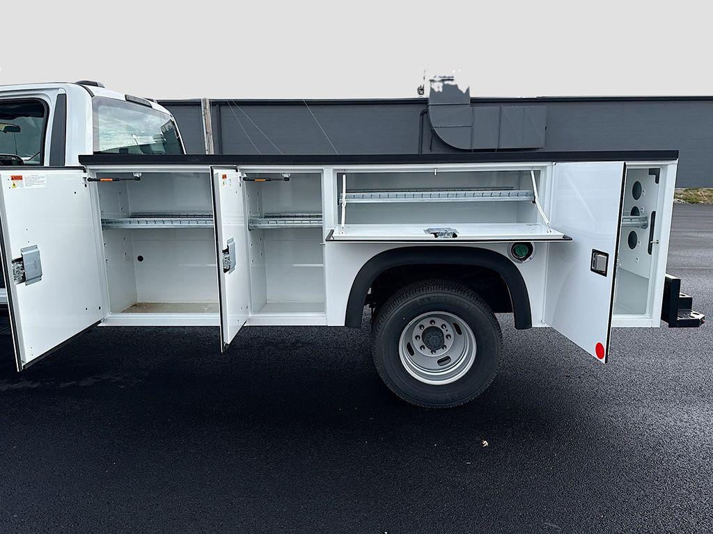 new 2024 Ford F-350 car, priced at $68,610