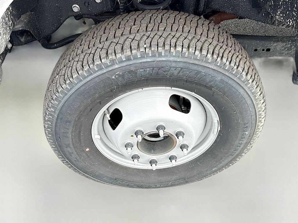 new 2024 Ford F-350 car, priced at $68,610