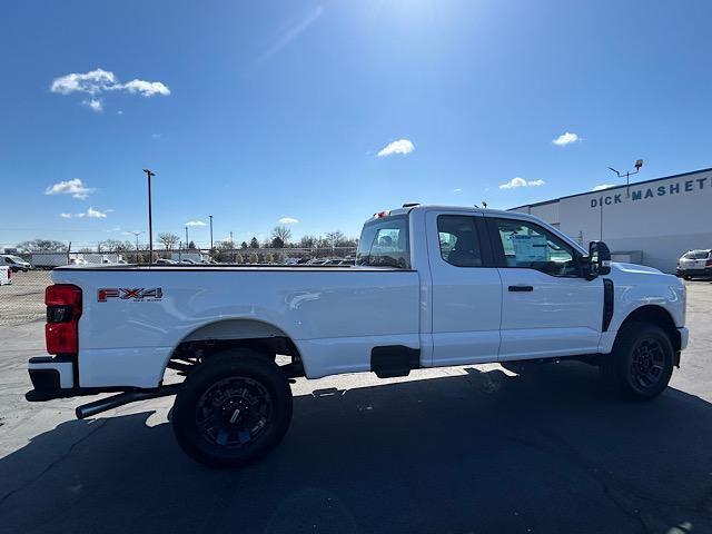 new 2025 Ford F-350 car, priced at $56,217