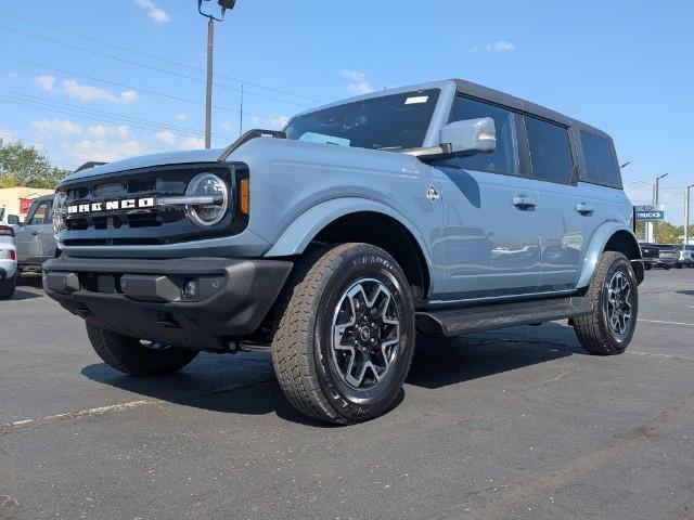 new 2025 Ford Bronco car, priced at $52,792