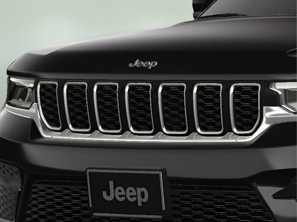 new 2025 Jeep Grand Cherokee car, priced at $38,425