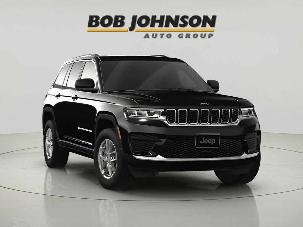 new 2025 Jeep Grand Cherokee car, priced at $38,425