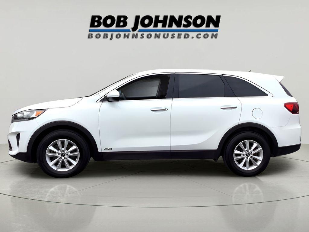 used 2019 Kia Sorento car, priced at $14,899