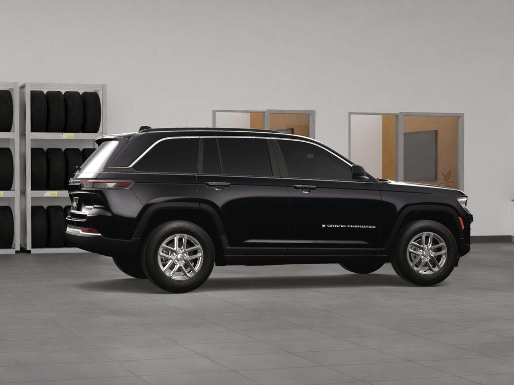 new 2024 Jeep Grand Cherokee car, priced at $42,449