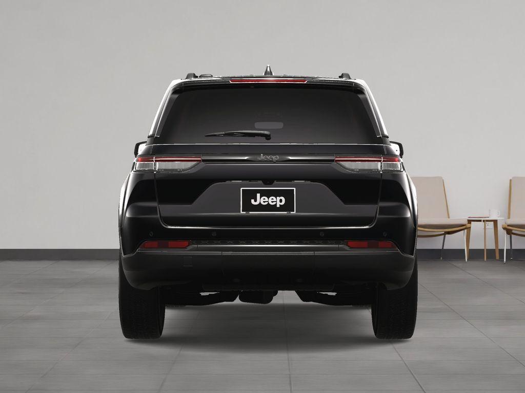 new 2024 Jeep Grand Cherokee car, priced at $43,957