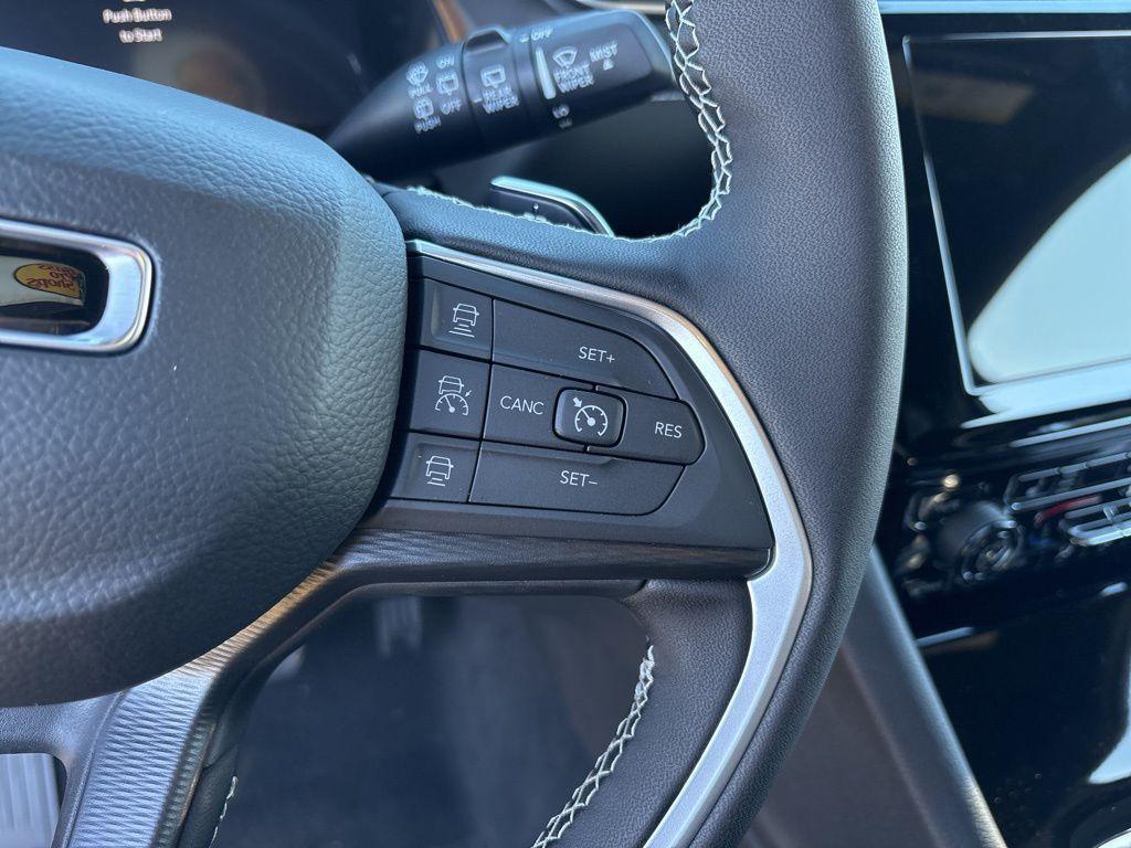 new 2025 Jeep Grand Cherokee L car, priced at $42,803