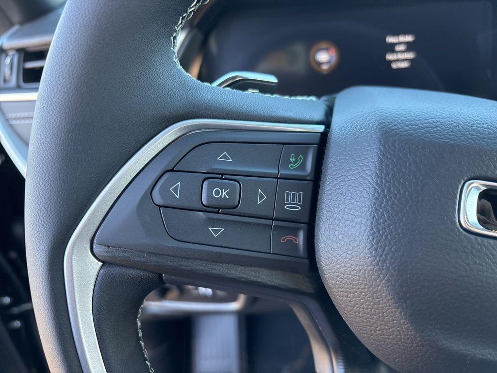 new 2025 Jeep Grand Cherokee L car, priced at $42,803