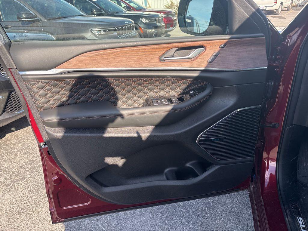new 2023 Jeep Grand Cherokee 4xe car, priced at $59,988