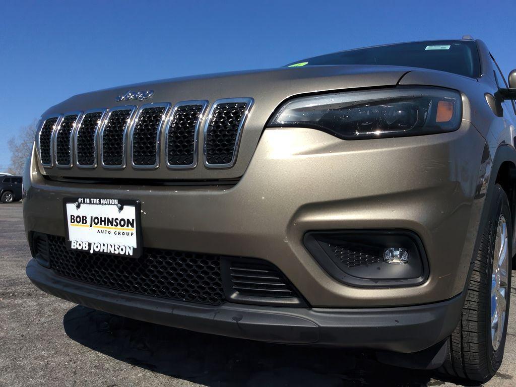 used 2019 Jeep Cherokee car, priced at $13,098