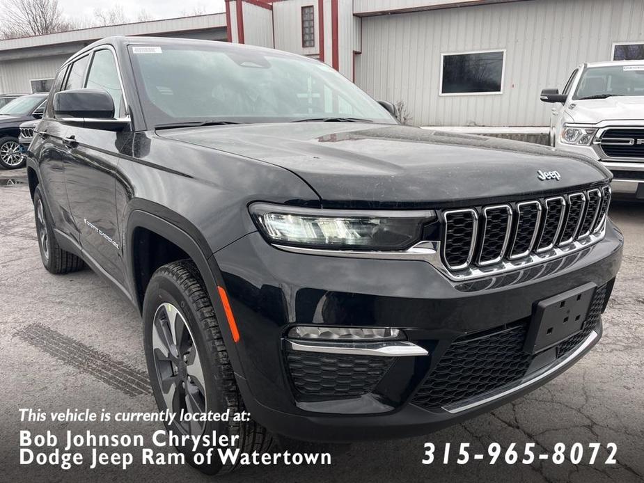 new 2024 Jeep Grand Cherokee 4xe car