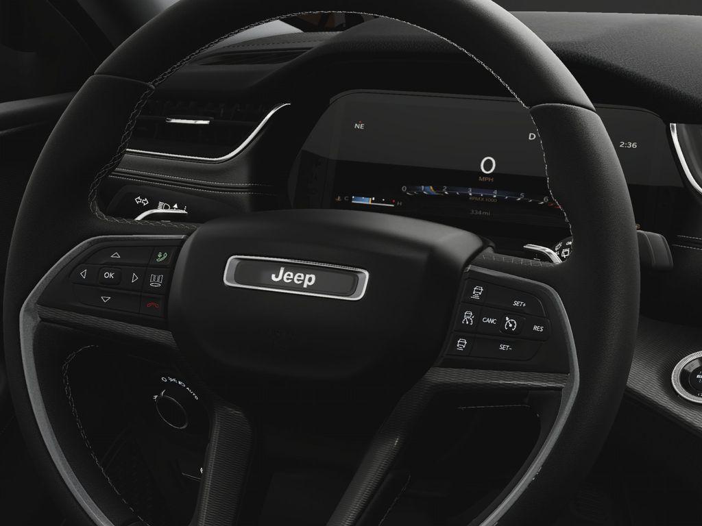 new 2025 Jeep Grand Cherokee car, priced at $39,182