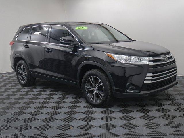 used 2019 Toyota Highlander car, priced at $18,155