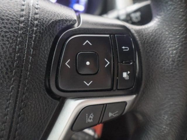 used 2019 Toyota Highlander car, priced at $18,155