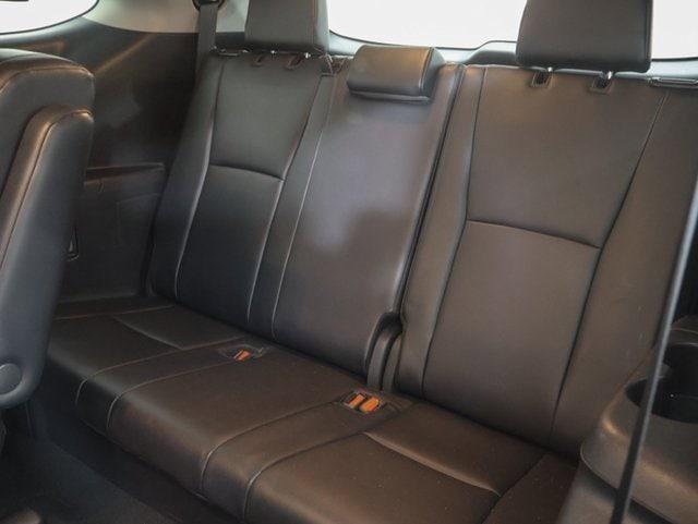 used 2024 Toyota Highlander car, priced at $41,184