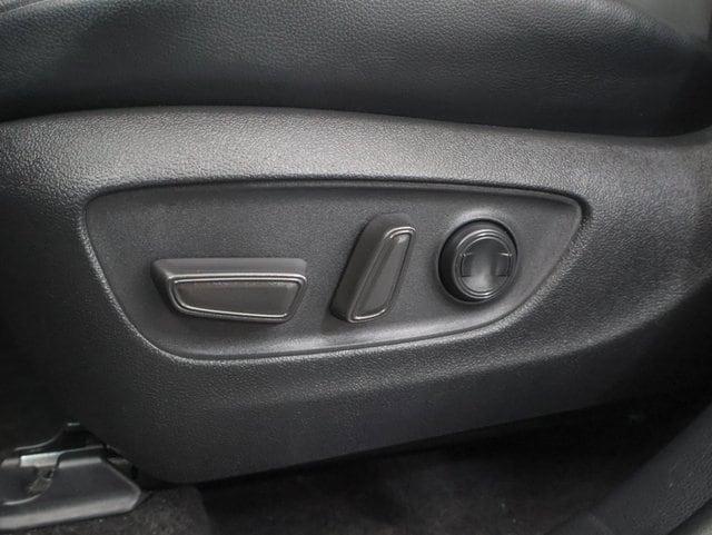 used 2024 Toyota Highlander car, priced at $41,184