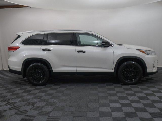 used 2019 Toyota Highlander car, priced at $21,449