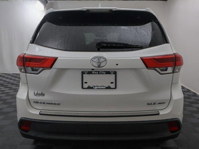 used 2019 Toyota Highlander car, priced at $21,449