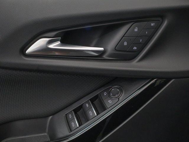 used 2025 Chevrolet Equinox car, priced at $30,910