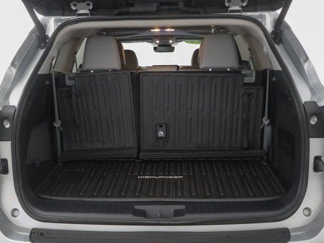 used 2024 Toyota Highlander car, priced at $41,147
