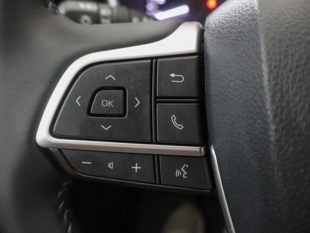used 2024 Toyota Highlander car, priced at $41,147