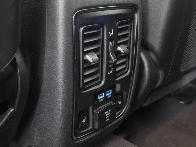 used 2016 Jeep Grand Cherokee car, priced at $14,304